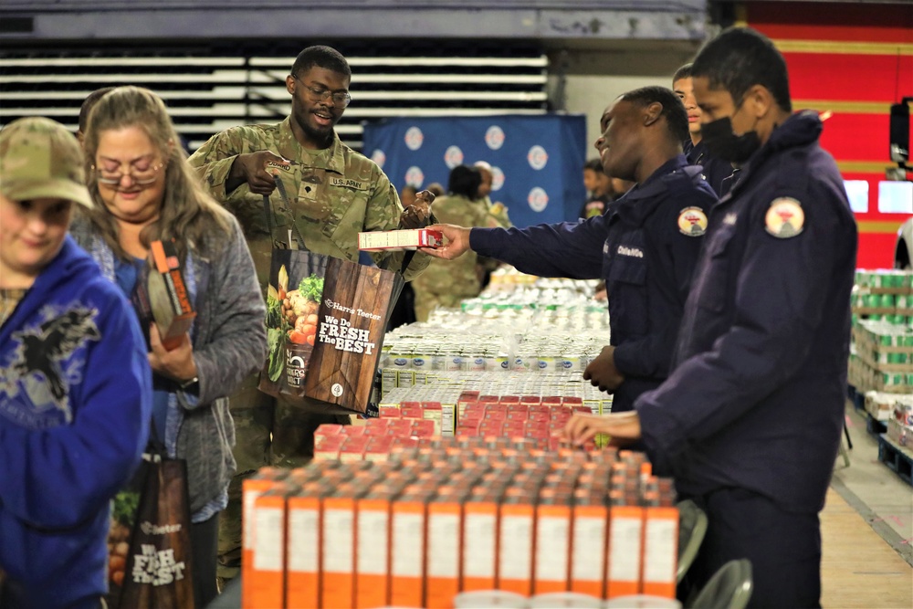 Operation Homefront’s Holiday Meals for D.C. National Guard Families