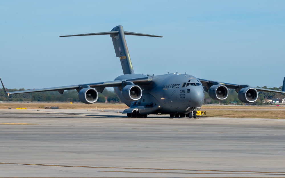 JB Charleston C-17s arrive at Pope Army Airfield for BMTW