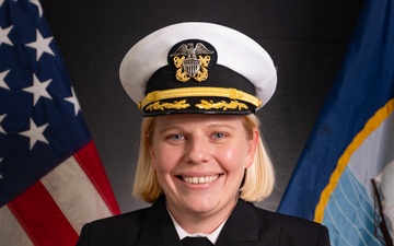 CDR Amelia Hueter