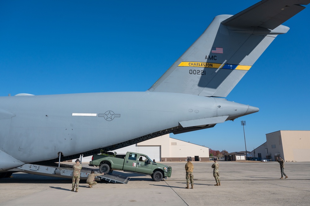 16th AS displays airlift power during BMTW