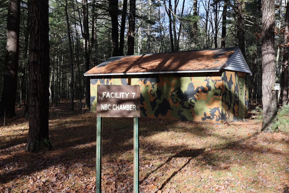 Marines, Soldiers conduct joint training at CBRNE chamber