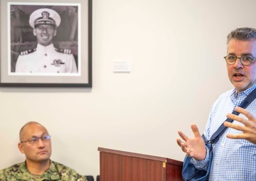 Submarine Force Pacific Hosts Group and Major Commanders’ Officer Training Symposium