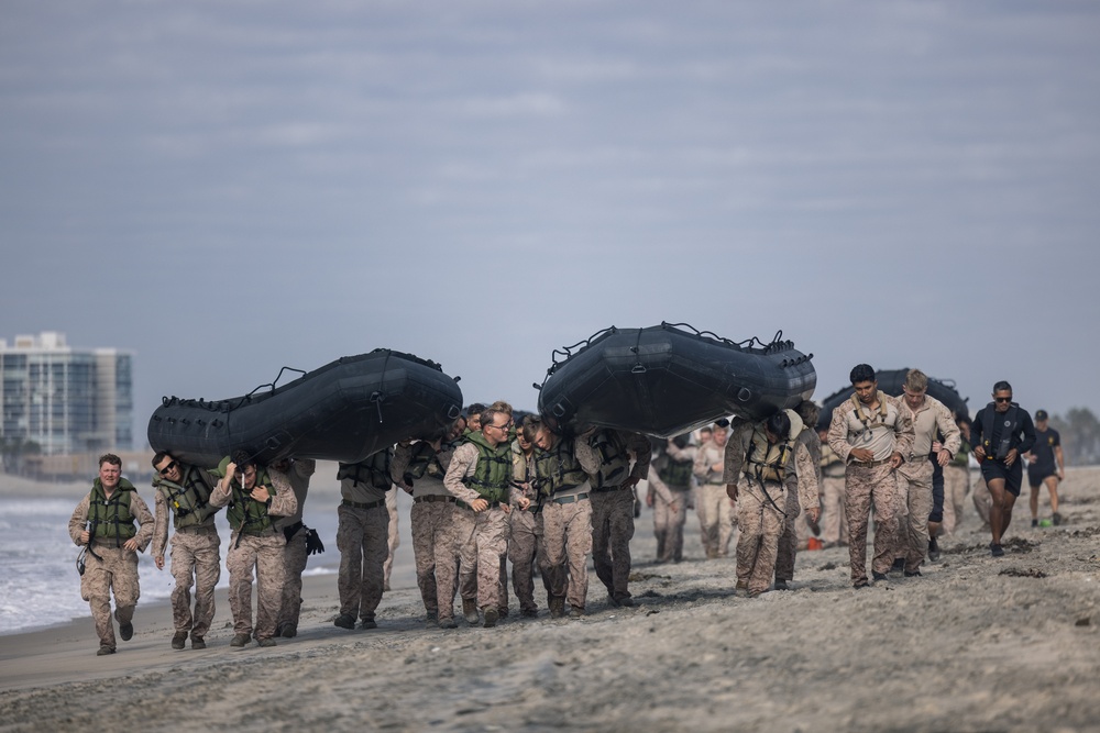 1st Bn., 7th Marines participates in infantry company small boat raid course