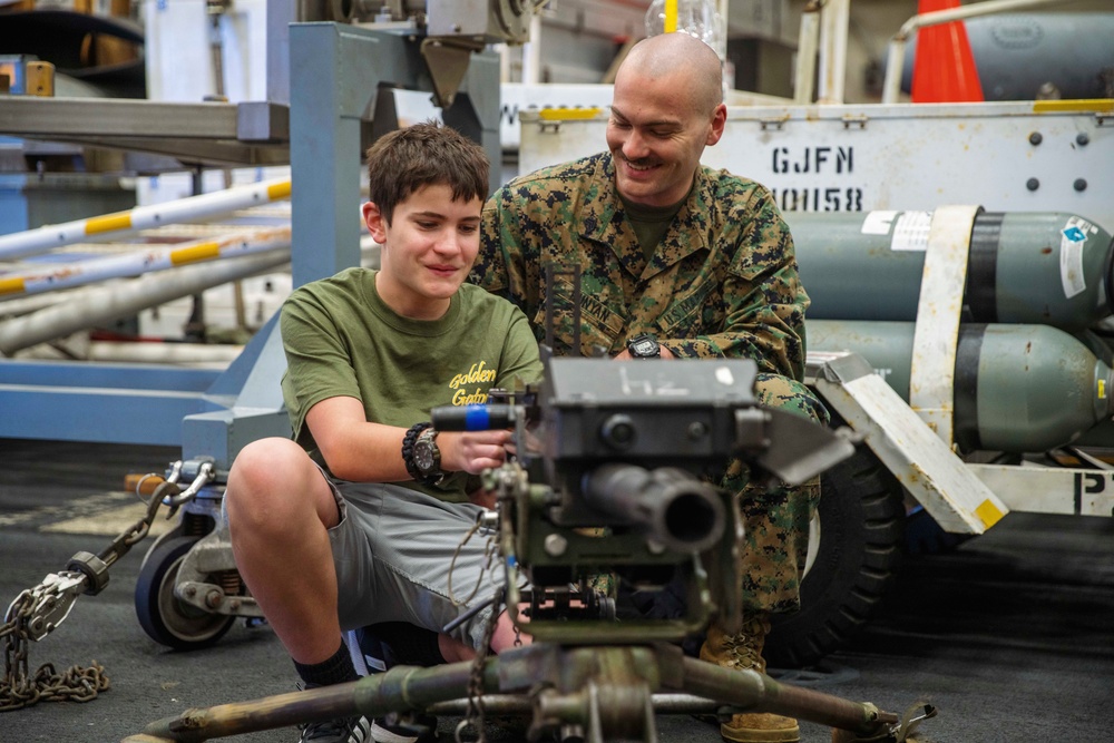15th MEU Demonstrates Weapons Systems During Tiger Cruise