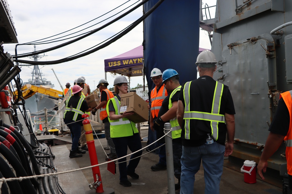 Provisions onload aboard USS Wayne E. Meyer (DDG 108)