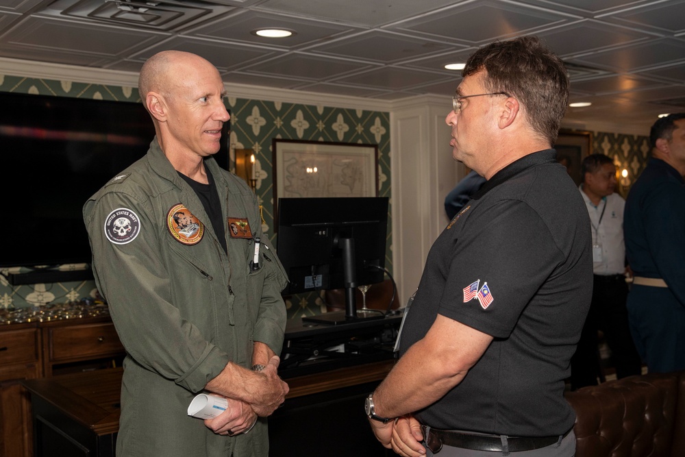 The Honorable Edgard Kagan, U.S. Ambassador to Malaysia, and U.S. Embassy to Malaysia dignitaries visit USS Abraham Lincoln