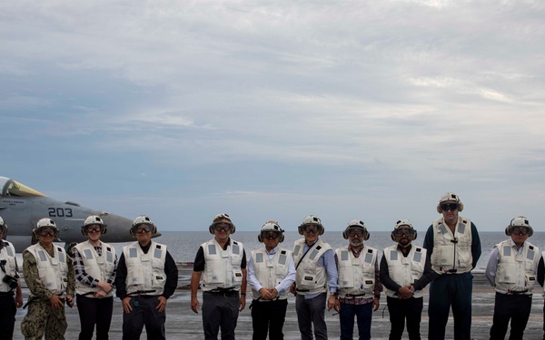 The Honorable Edgard Kagan, U.S. Ambassador to Malaysia, and U.S. Embassy to Malaysia dignitaries visit USS Abraham Lincoln