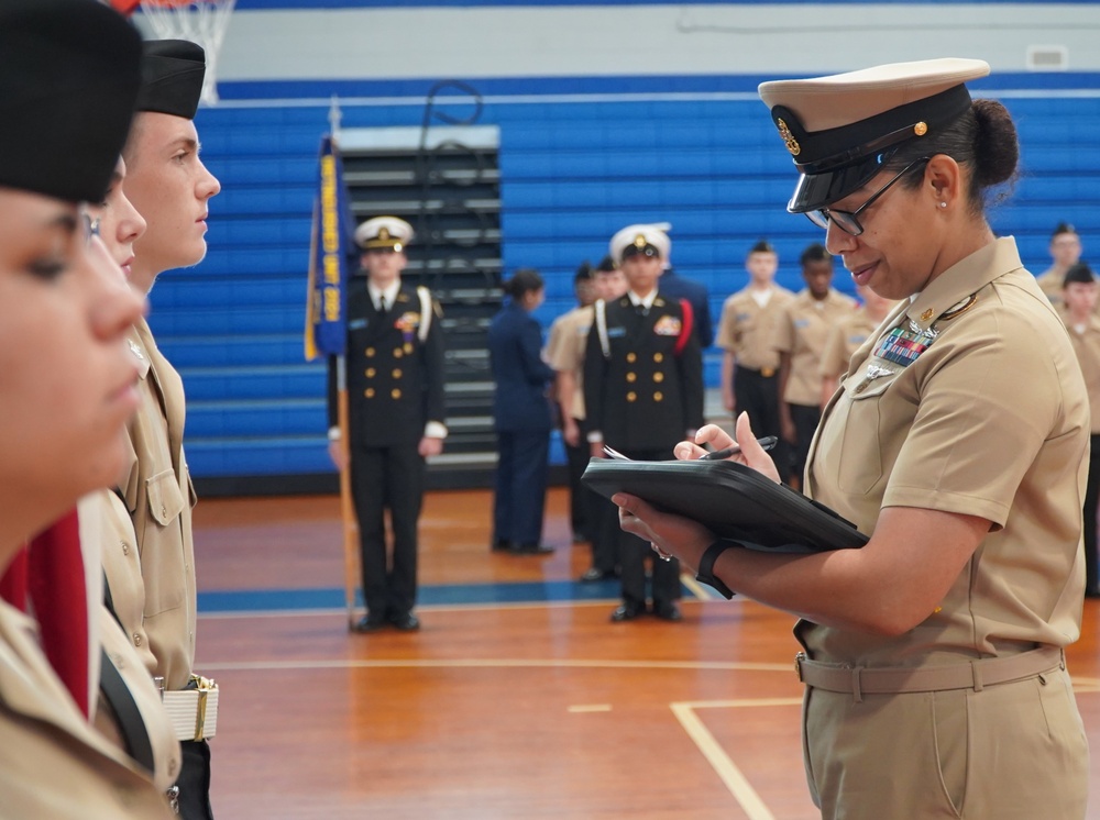 NWS Yorktown Sailors volunteer at York High School during annual NJROTC event