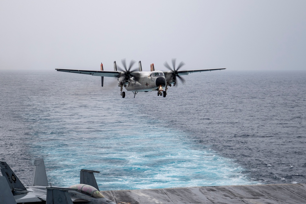 The Honorable Edgard Kagan, U.S. Ambassador to Malaysia, and U.S. Embassy to Malaysia dignitaries visit USS Abraham Lincoln