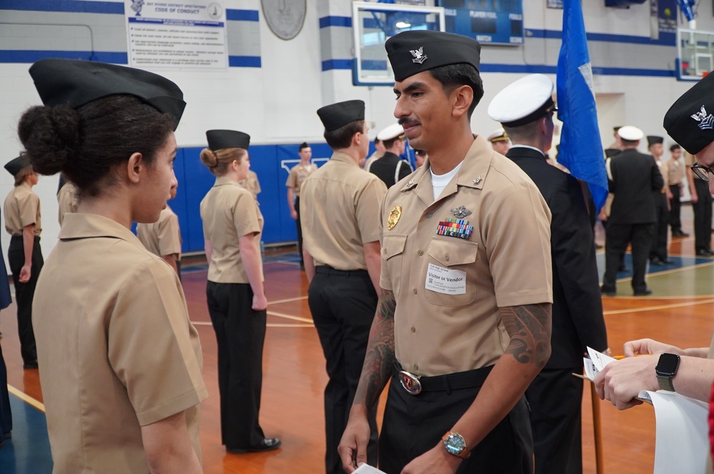 NWS Yorktown Sailors volunteer at York High School during annual NJROTC event