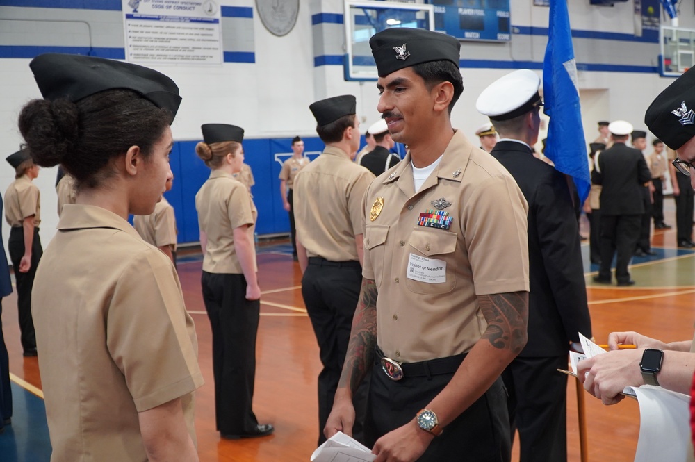 NWS Yorktown Sailors volunteer at York High School during annual NJROTC event