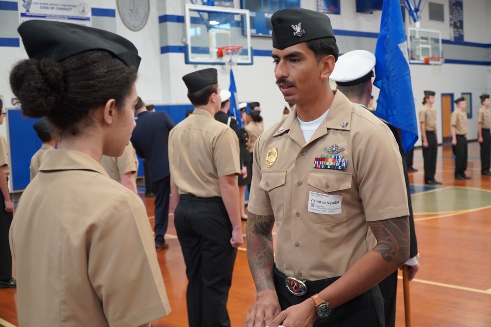 NWS Yorktown Sailors volunteer at York High School during annual NJROTC event