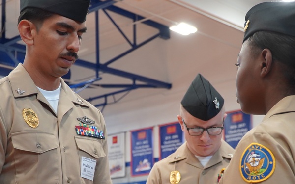 NWS Yorktown Sailors volunteer at York High School during annual NJROTC event