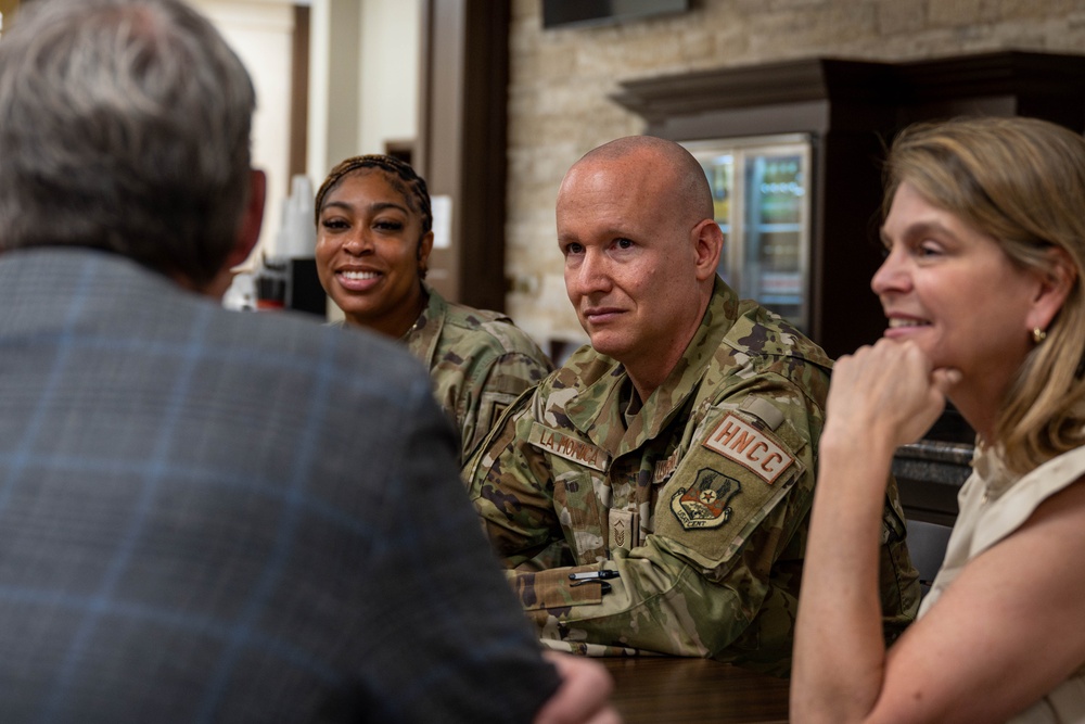 U.S. mayors visit deployed Airmen