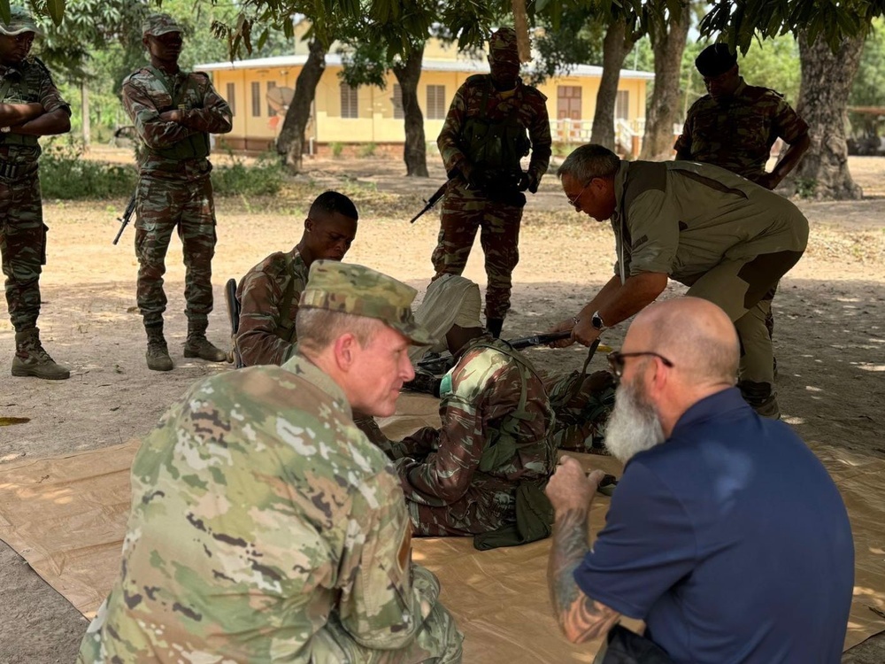 Maj. Gen. Ekman Visits Benin