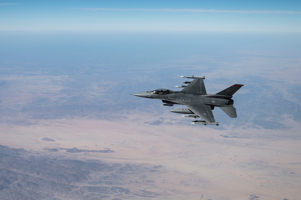 F-16s conduct patrols over CENTCOM