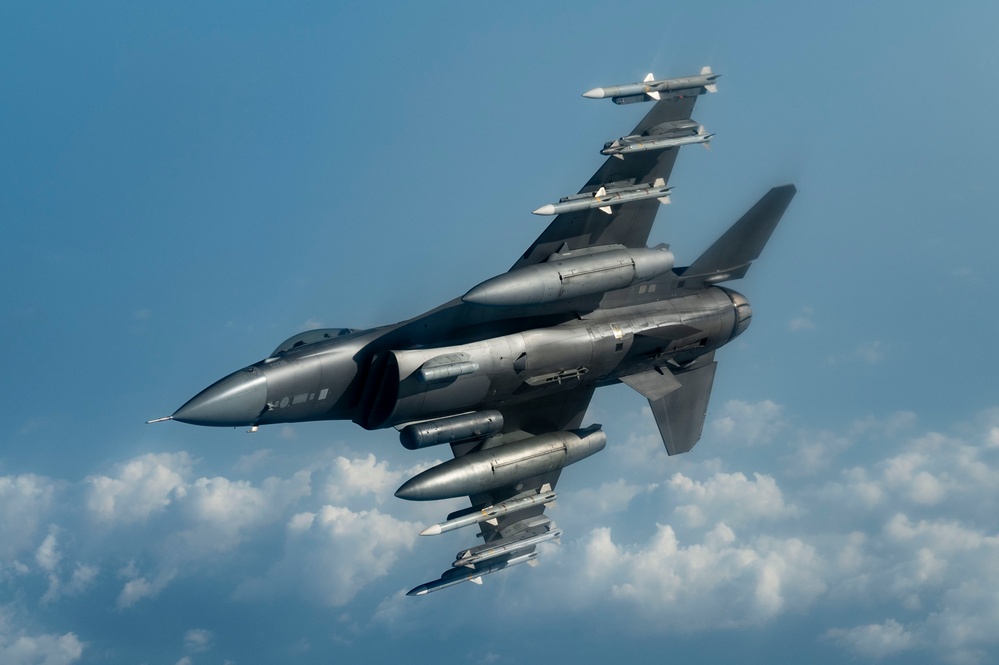 F-16s conduct patrols over CENTCOM