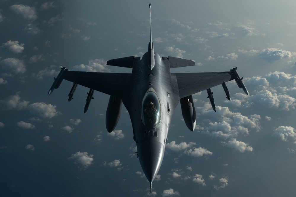 F-16s conduct patrols over CENTCOM