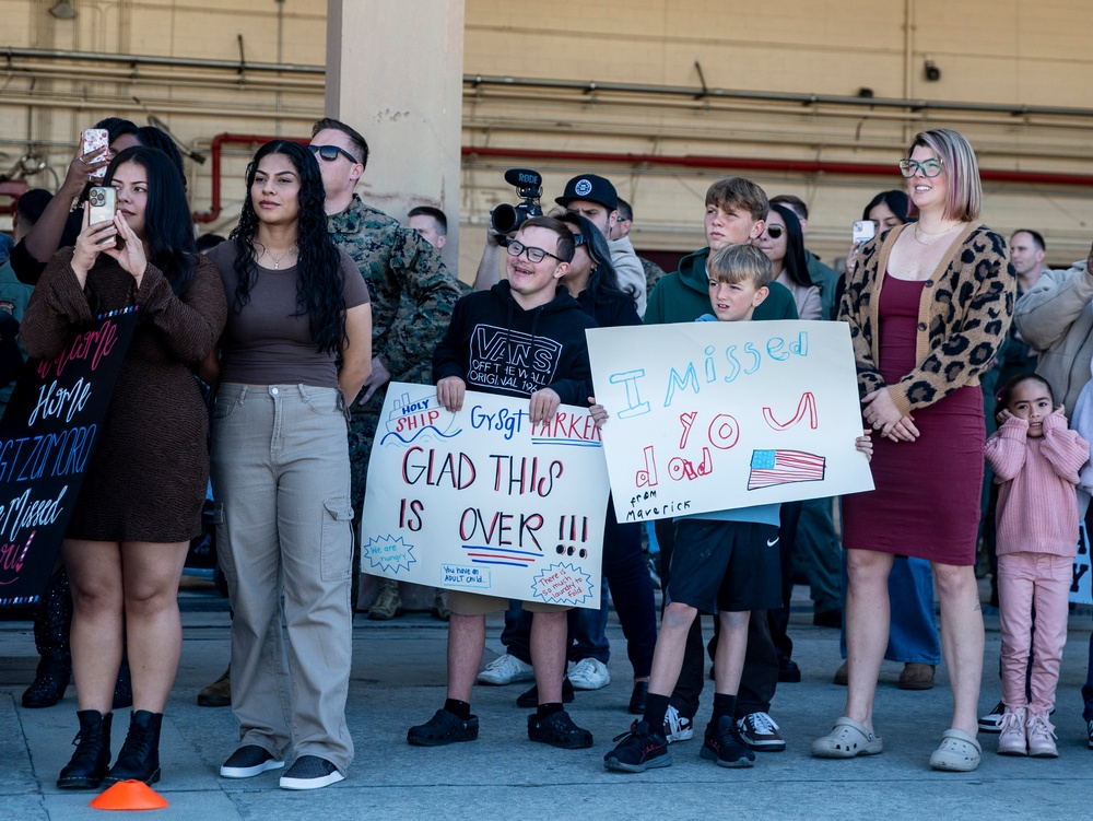 VMM-165 (Rein.) Arrives Home From Deployment