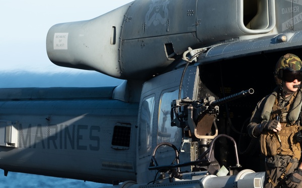 VMM 165 departs Boxer