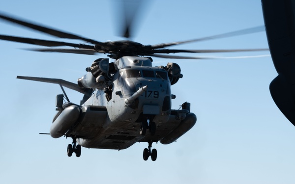 VMM 165 departs Boxer