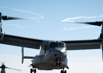 VMM 165 departs Boxer