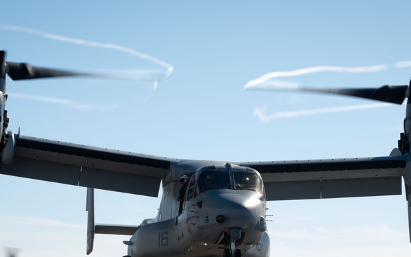 VMM 165 departs Boxer