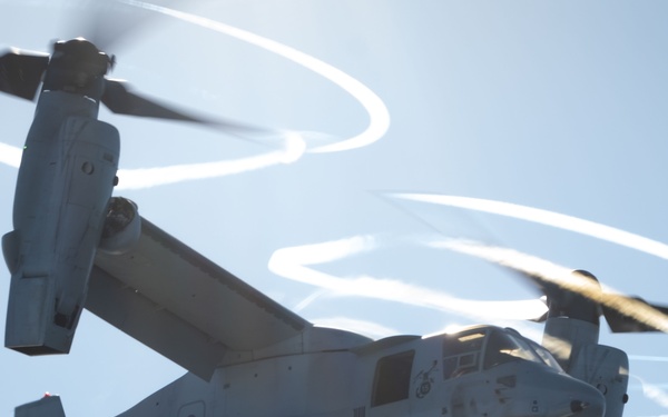 VMM 165 departs Boxer