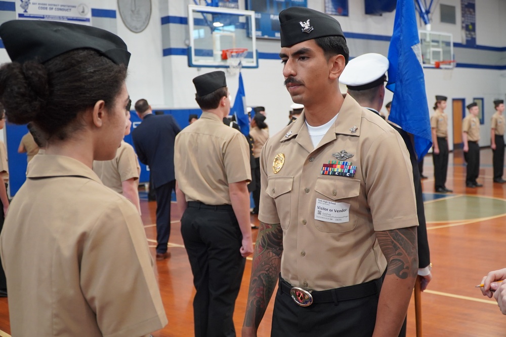 NWS Yorktown Sailors volunteer at York High School during annual NJROTC event