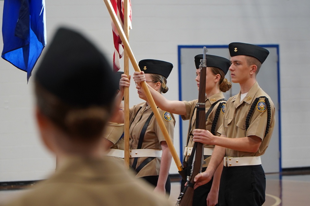 NWS Yorktown Sailors volunteer at York High School during annual NJROTC event