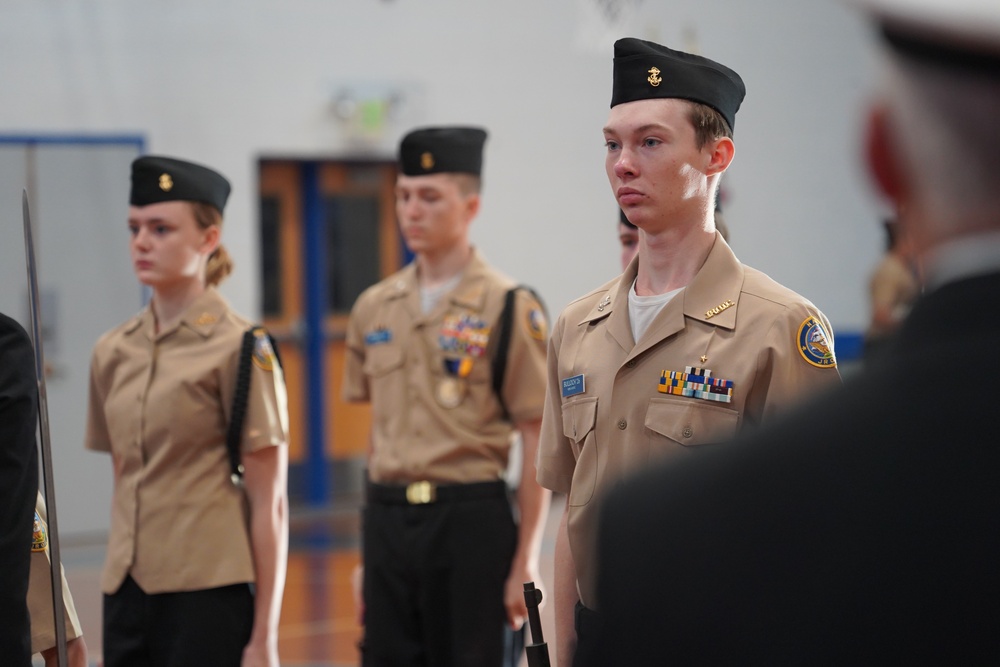 NWS Yorktown Sailors volunteer at York High School during annual NJROTC event