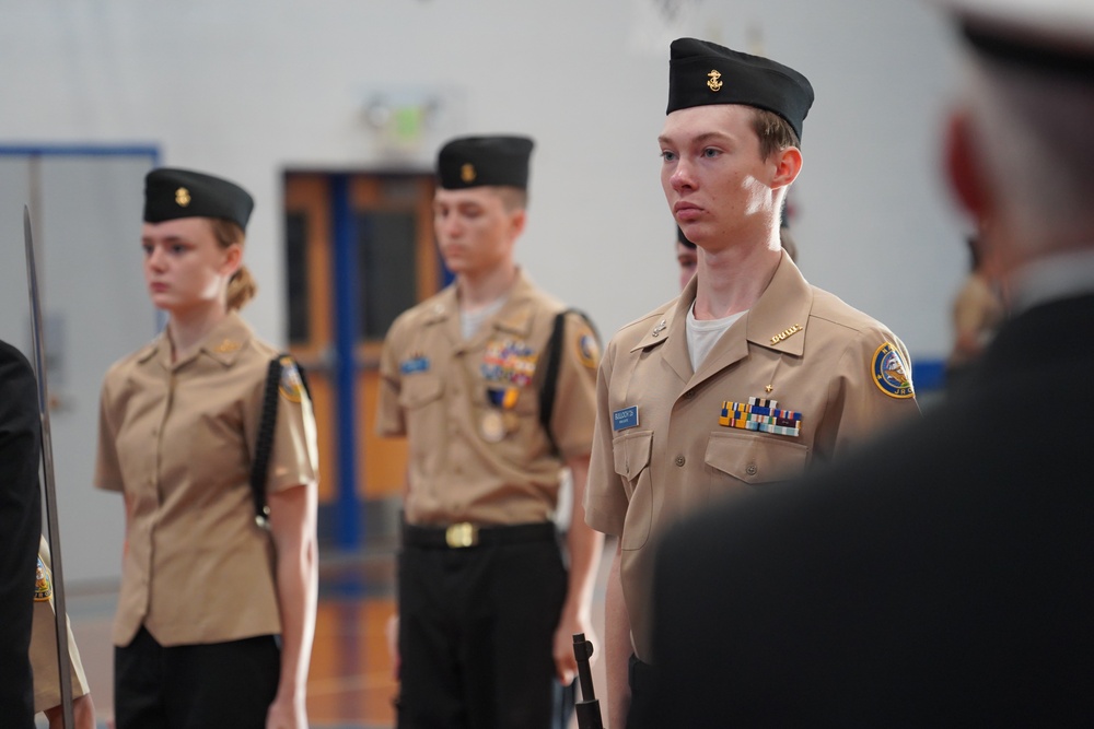 NWS Yorktown Sailors volunteer at York High School during annual NJROTC event