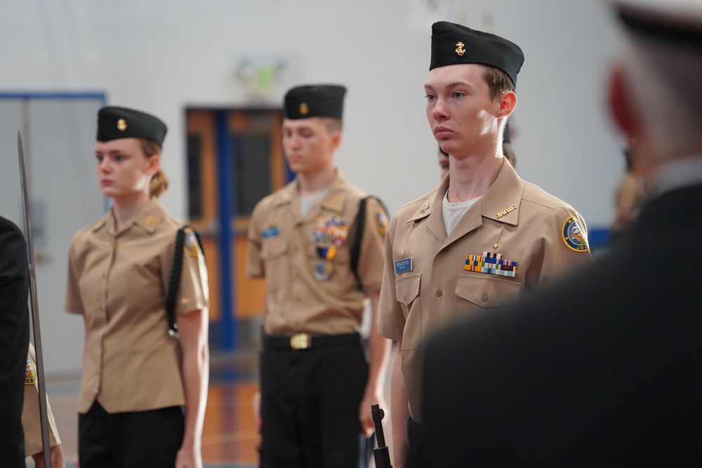 NWS Yorktown Sailors volunteer at York High School during annual NJROTC event