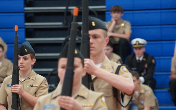 NWS Yorktown Sailors volunteer at York High School during annual NJROTC event