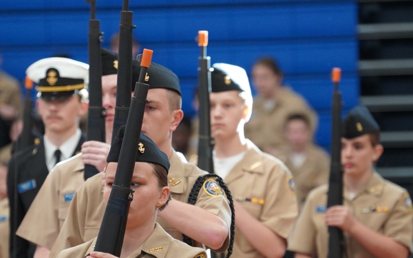 NWS Yorktown Sailors volunteer at York High School during annual NJROTC event