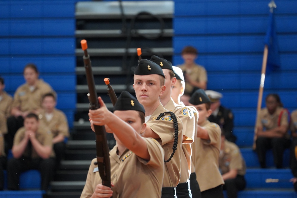 NWS Yorktown Sailors volunteer at York High School during annual NJROTC event