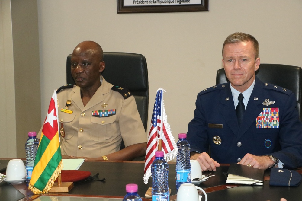 Maj. Gen. Ekman Visits Togo