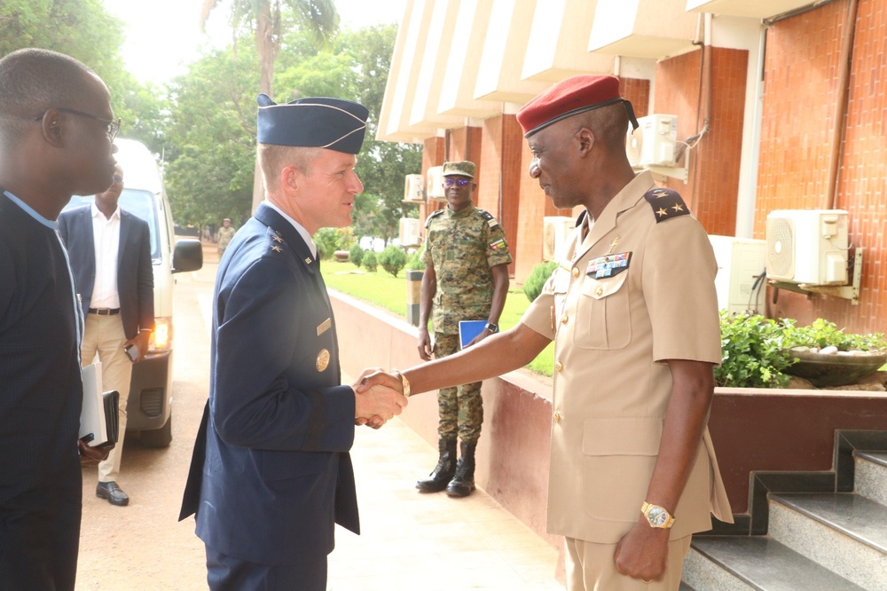 Maj. Gen. Ekman Visits Togo