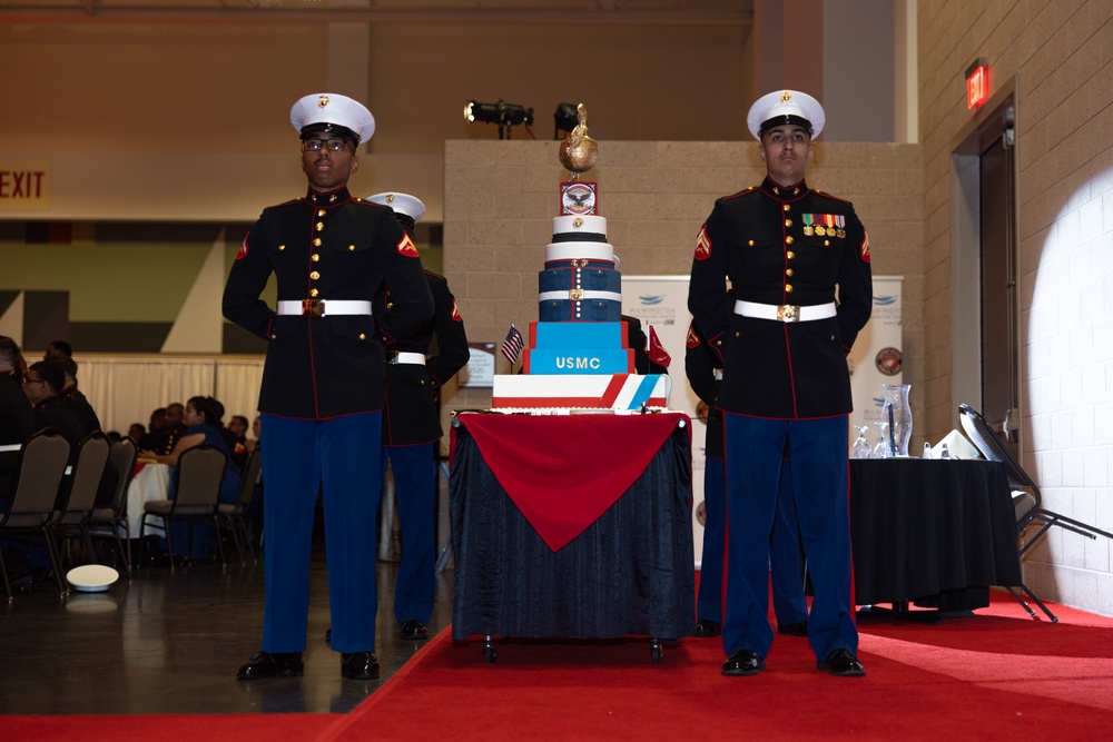 Sgt. Maj. Ruiz Visits 2nd CRR 249th Birthday Ball