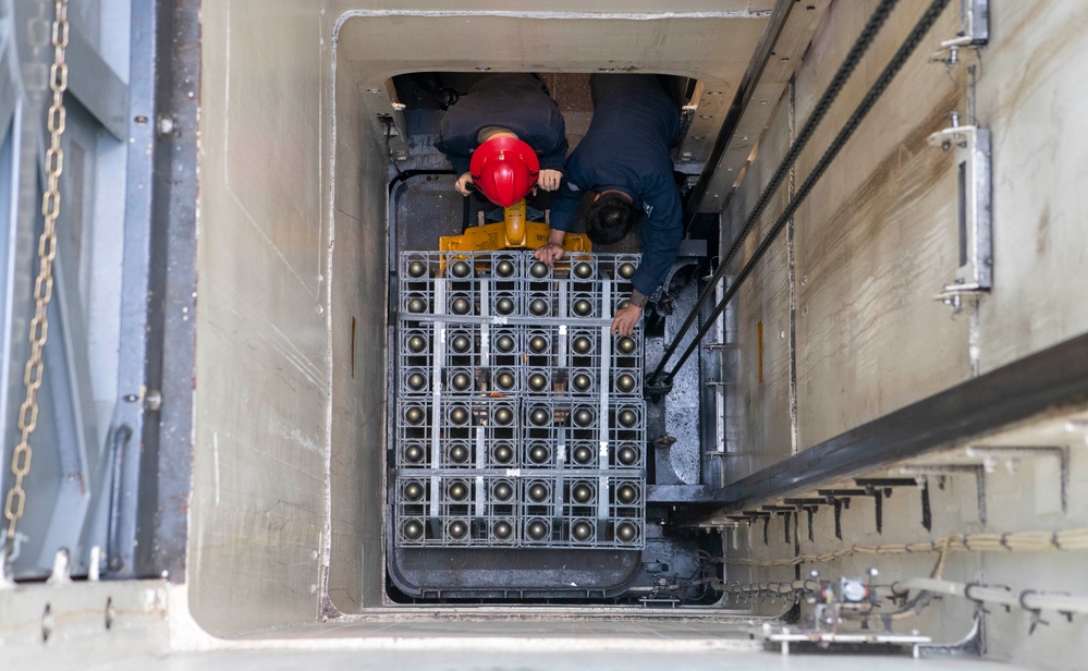 USS Sterett conducts routine operations as part of the Carl Vinson Carrier Strike Group