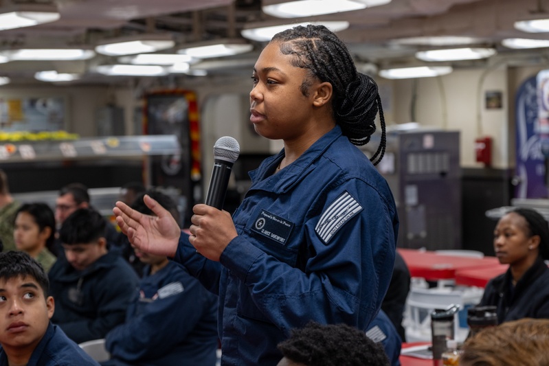 ESG 7 Leadership Meets With Sasebo Waterfront Junior Enlisted aboard USS America (LHA 6)