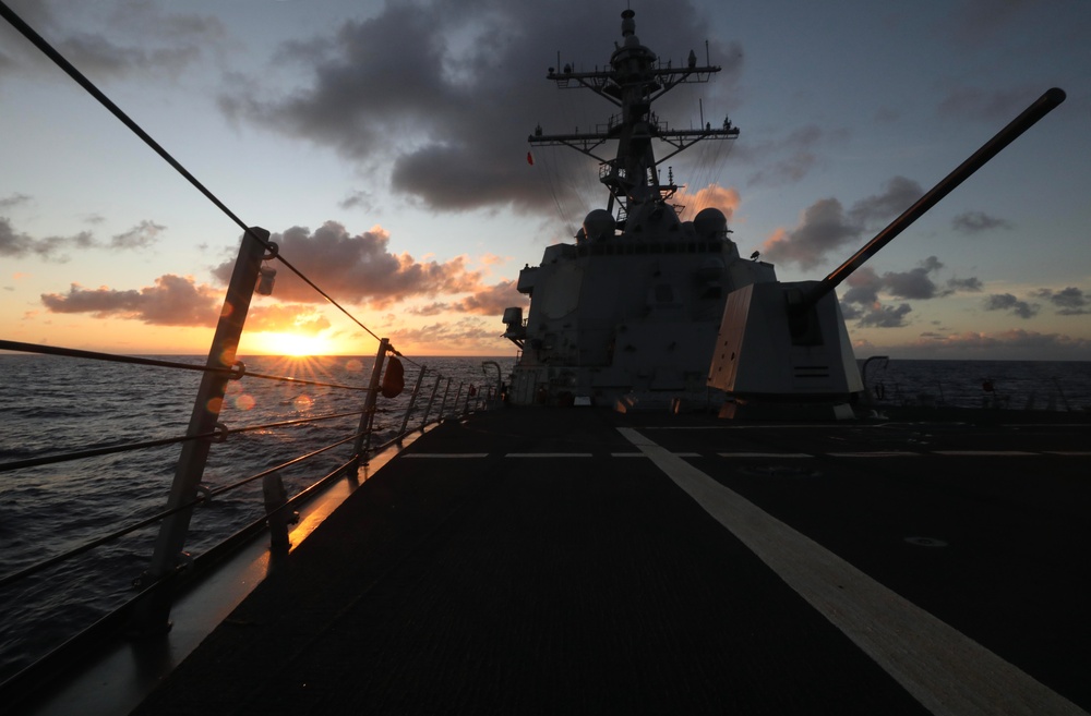 USS Dewey (DDG 105) Conducts Routine Operations in the Philippine Sea