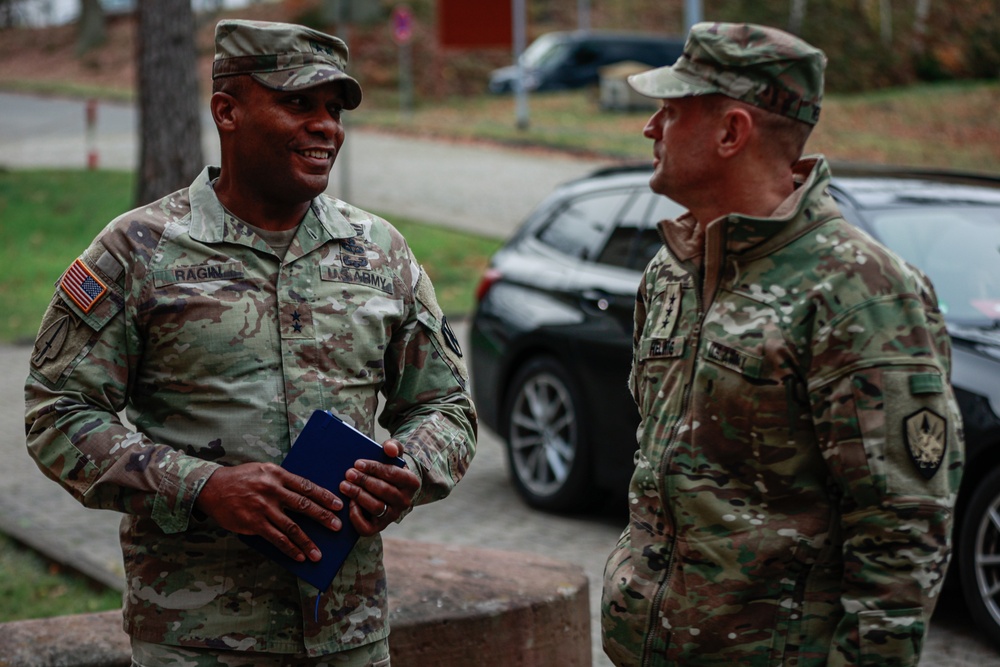 U.S. Transportation Command Visits 21st TSC