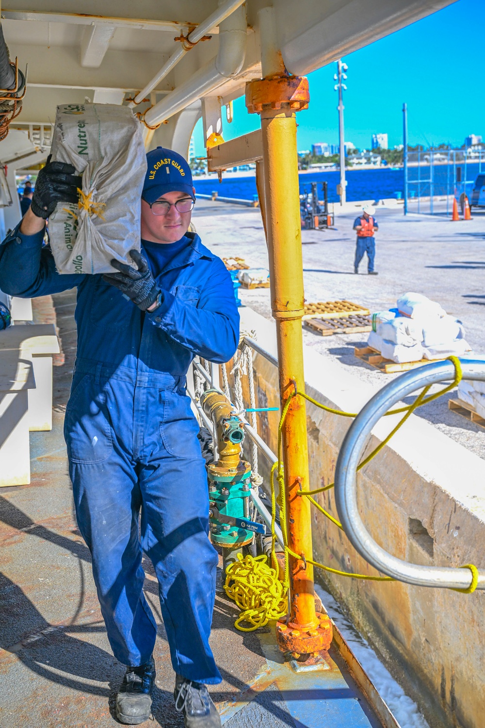 Coast Guard Cutter Vigilant returns home following contraband offload worth an estimated $18 million interdicted in Caribbean Sea