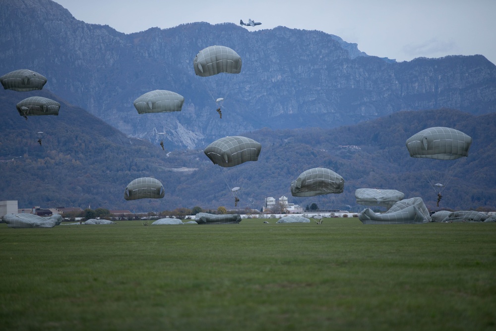 Paratroopers from the 173rd Airborne Brigade conduct a routine jump in Aviano