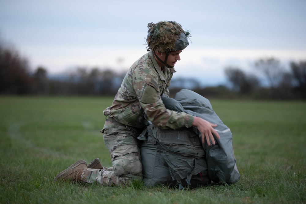 Paratroopers from the 173rd Airborne Brigade conduct a routine jump in Aviano