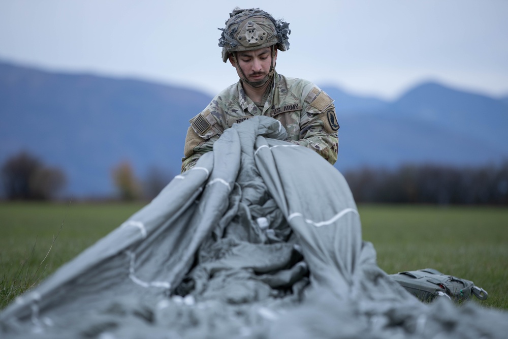 Paratroopers from the 173rd Airborne Brigade conduct a routine jump in Aviano