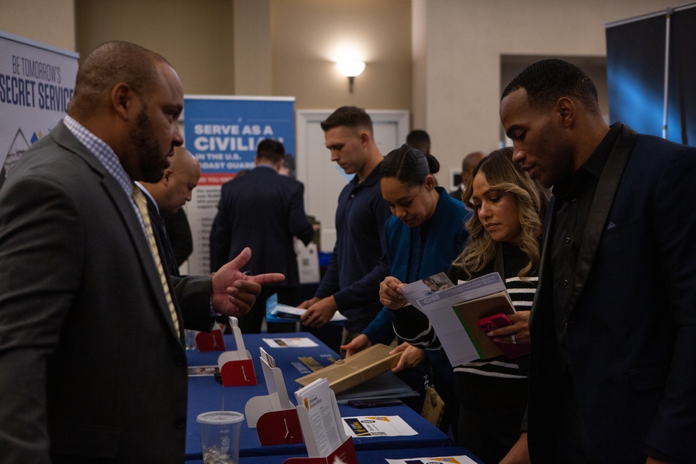 Wound Warrior Regiment hosts Department of Homeland Security hiring event