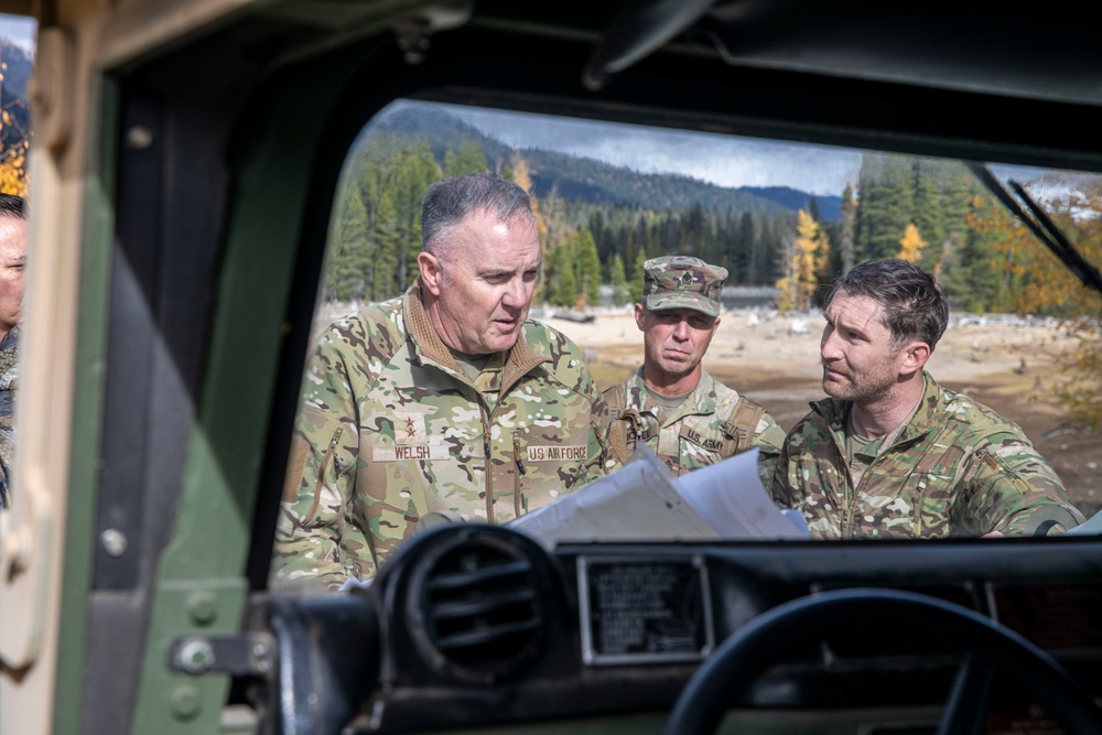 WA Guard TAG visits with U.S. Navy Growler recovery team