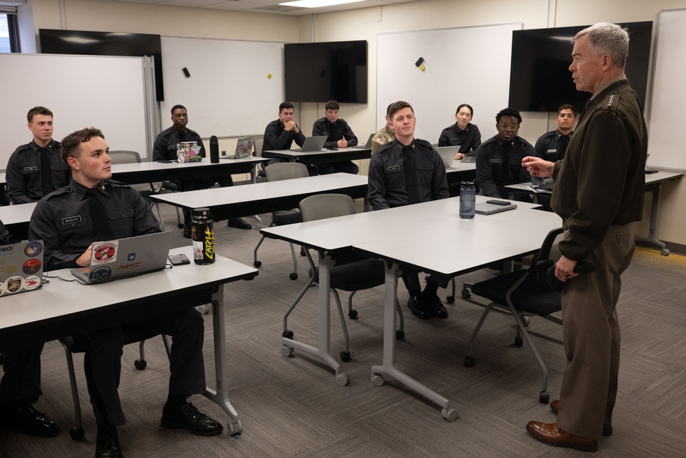 USSOCOM Leaders Visit West Point